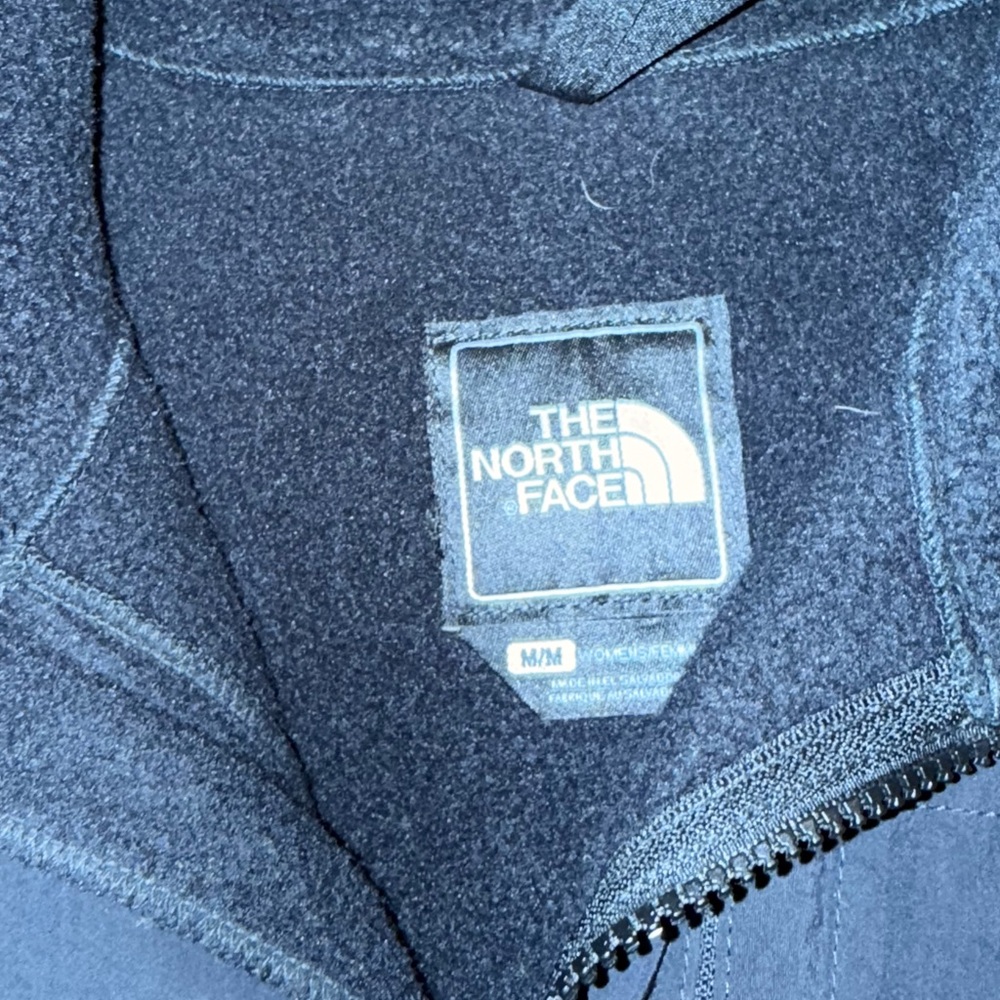The North Face Black Jacket - Picture 5 of 6